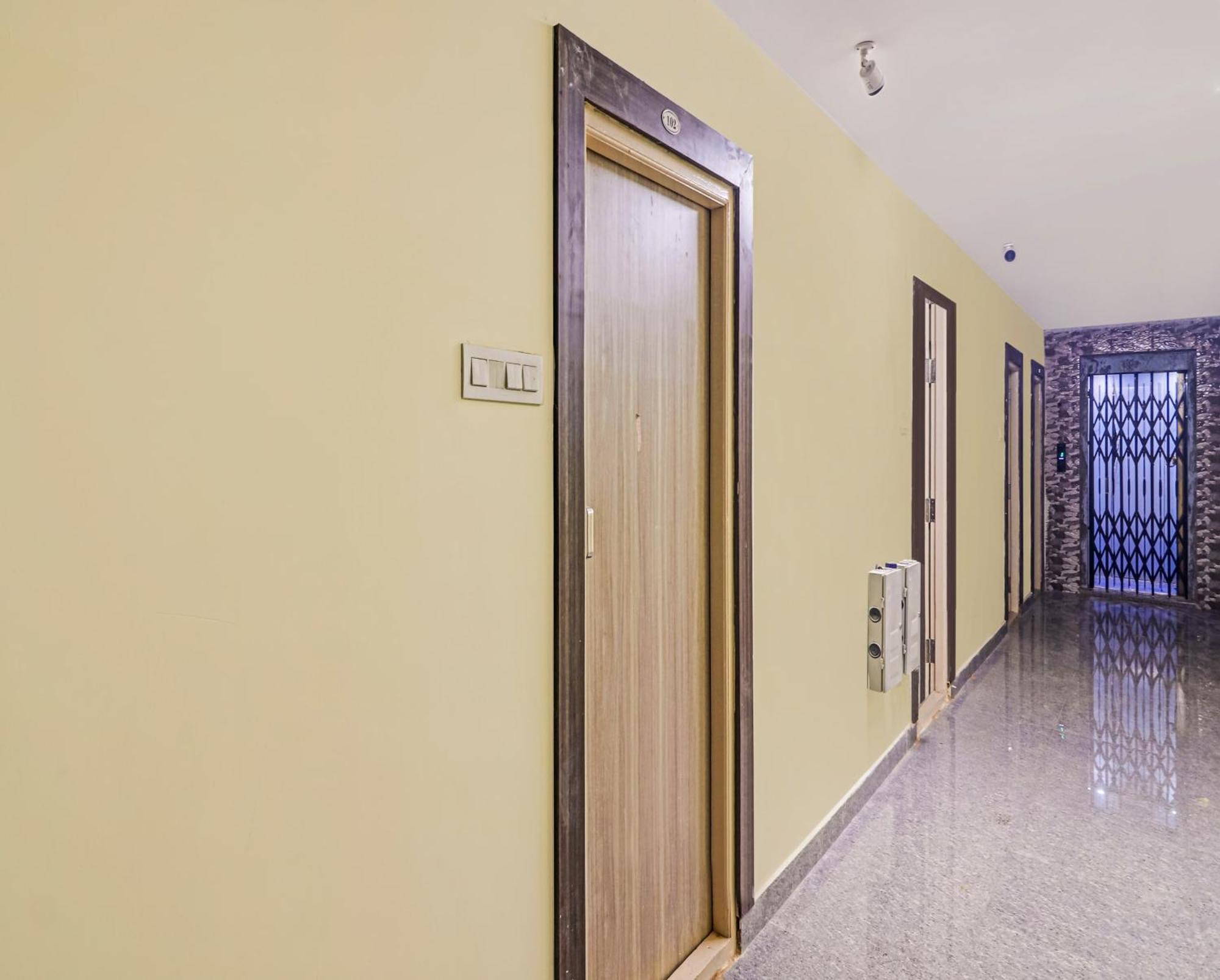 Super Hotel O Dsr Inn Near Nexus Hyderabad Ngoại thất bức ảnh